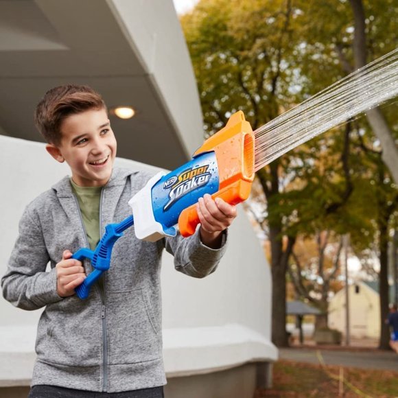 TWO (2) NEW IN BOX - Nerf Super Soaker Rainstorm Water Blasters - Picture 2 of 7